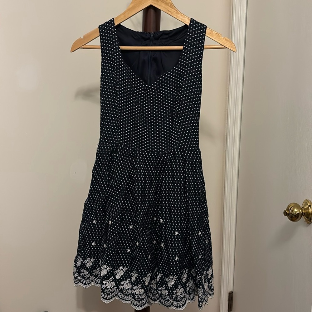 Modcloth Polka Dot sweetheart neckline